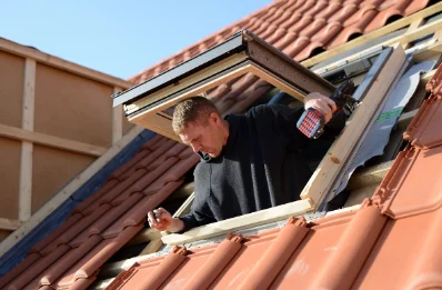 Pose de fenêtres de toit Velux à Ternay